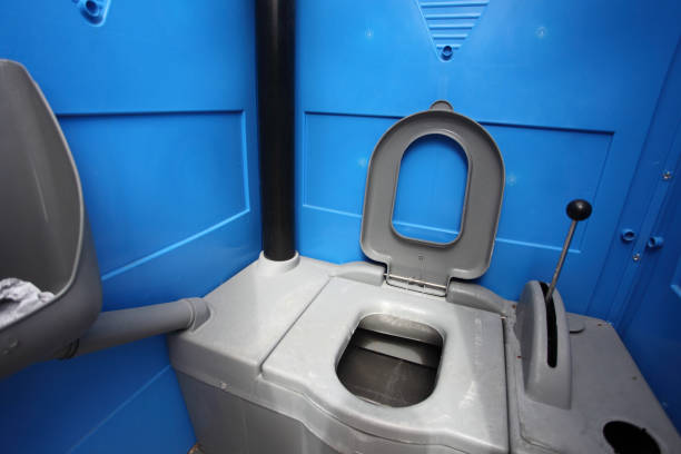 Portable Toilet Options We Offer in Tice, FL
